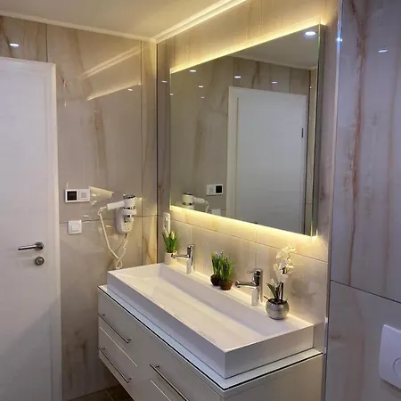 Luxury Sundance Villa