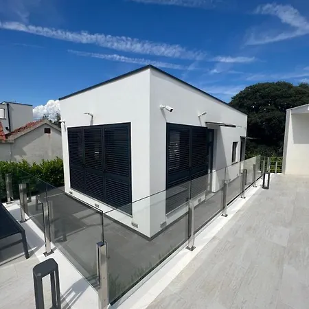 Luxury Sundance تروغير